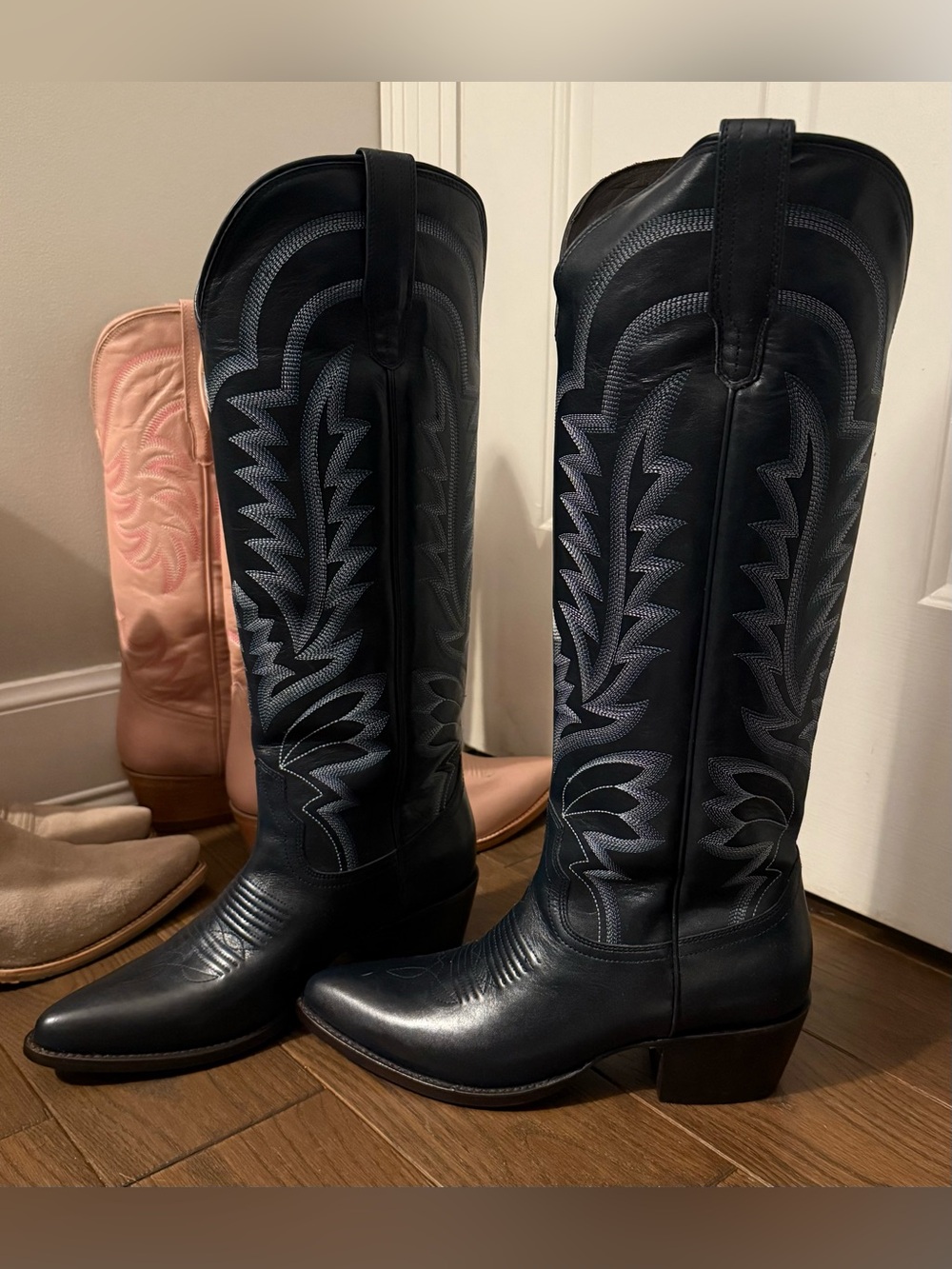 Tecovas Navy Abby